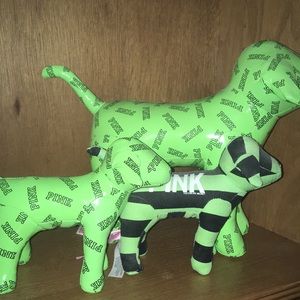 NWT VICTORIAS SECRET PINK DOGS
